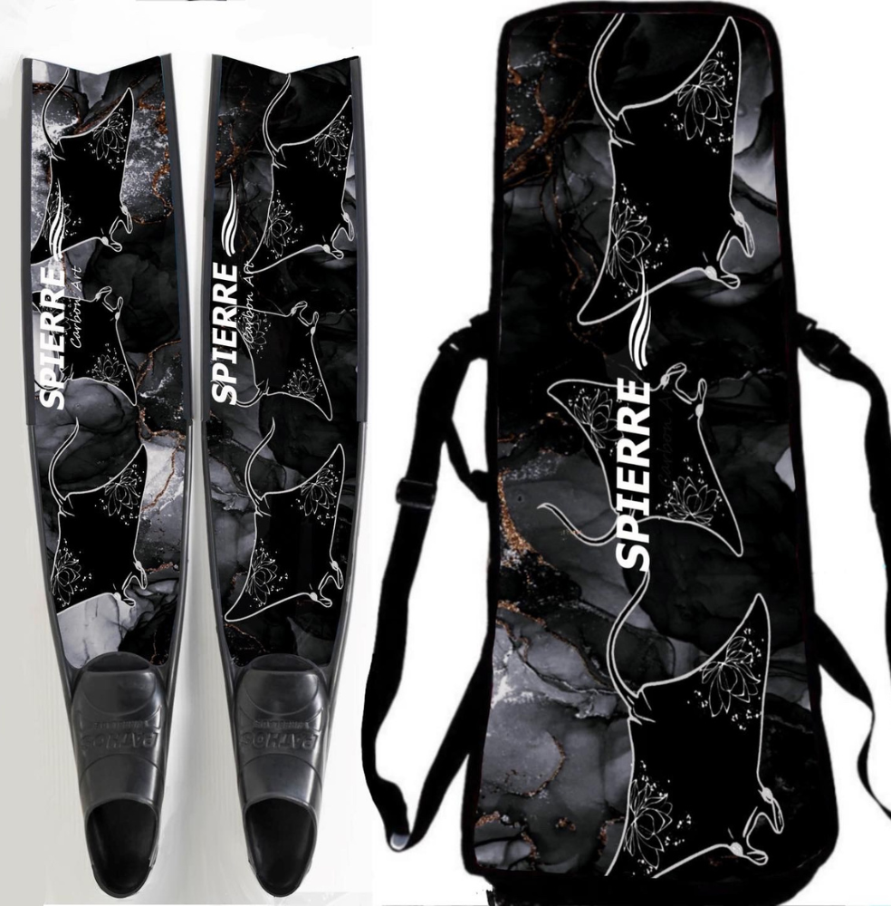 Spierre Padded Travel Fin Bag (Shorter Length) - Dark Manta Design