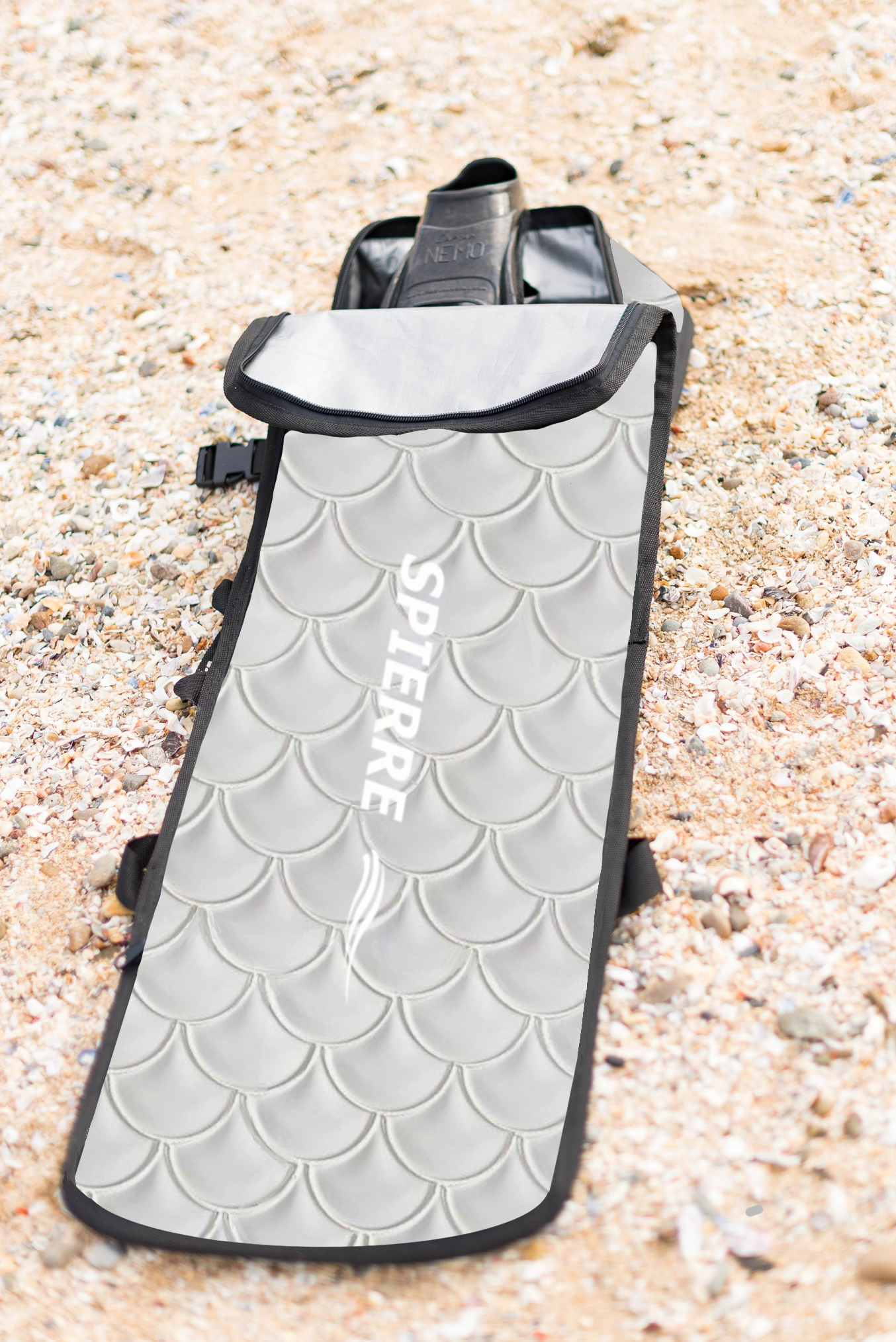 Spierre Padded Travel Fin Bag - Platinum Scale Design