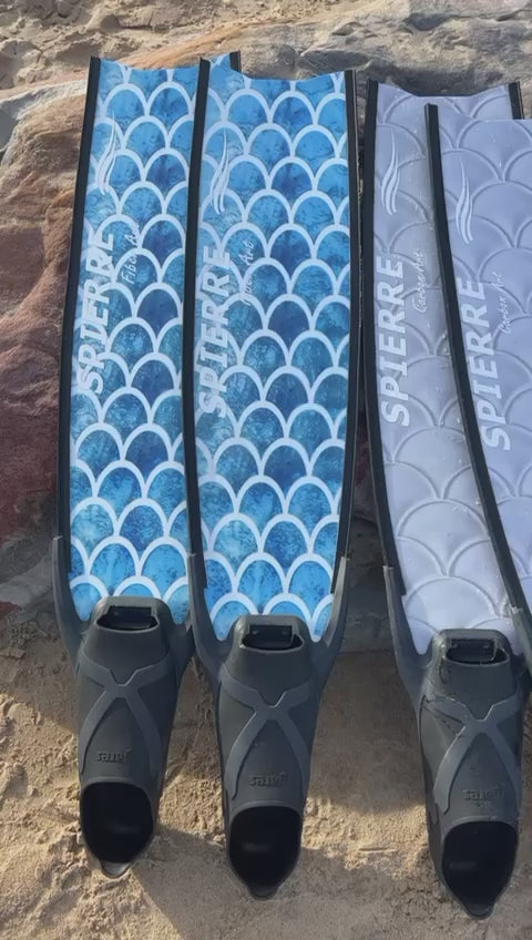 Spierre Carbon Art Blue Scale Design Complete with Mares X-Wing black foot pockets
